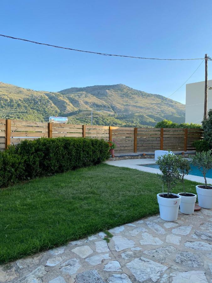 Villa Irini'S Home, Chromonastiri Khromonastirion ภายนอก รูปภาพ